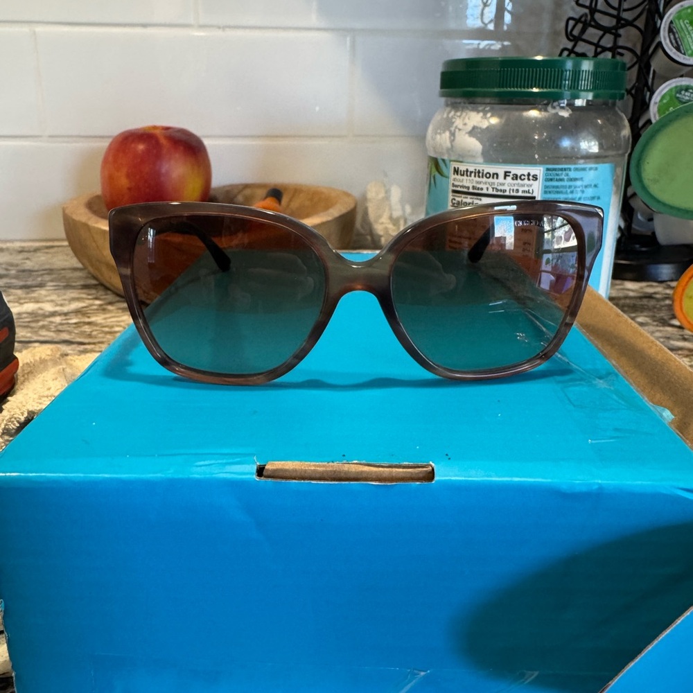 Giorgio Armani Sunglasses - Picture 7 of 13